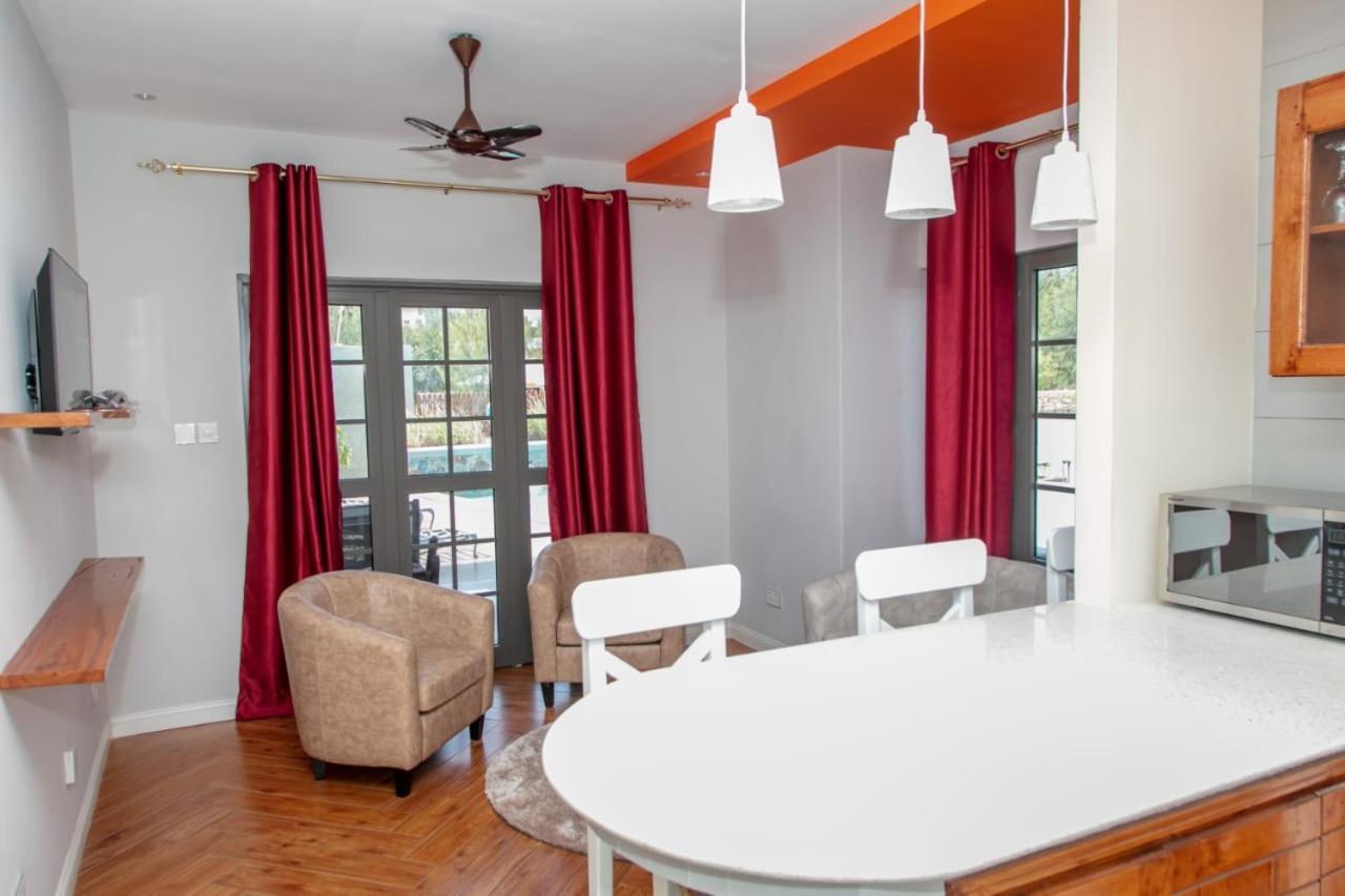 Phoenix Apartments Victoria Dış mekan fotoğraf